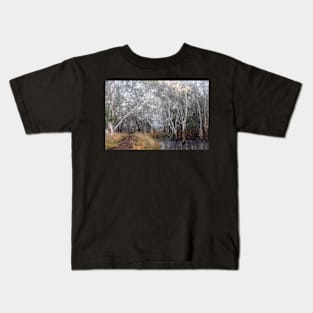 Early morning mist in Gums Kids T-Shirt